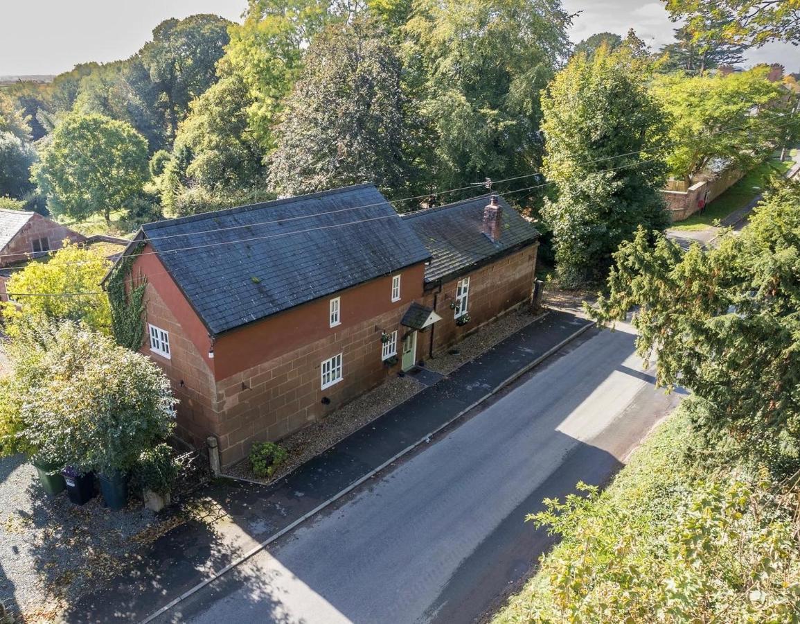 Pear Tree Cottage Courtyard Kinton Exterior foto